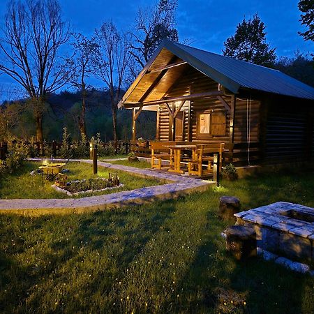 Cabin House Dubovik Цетинє Екстер'єр фото