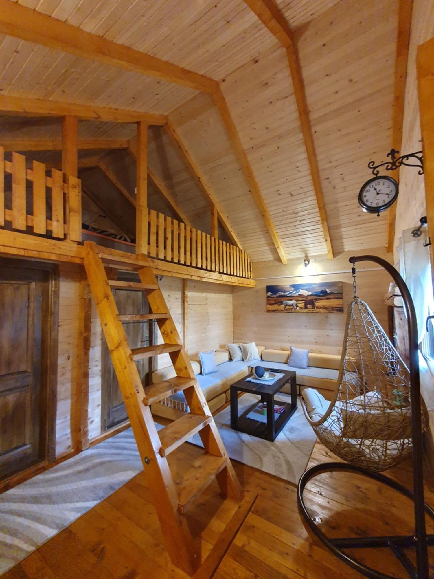 Cabin House Dubovik Цетинє Екстер'єр фото