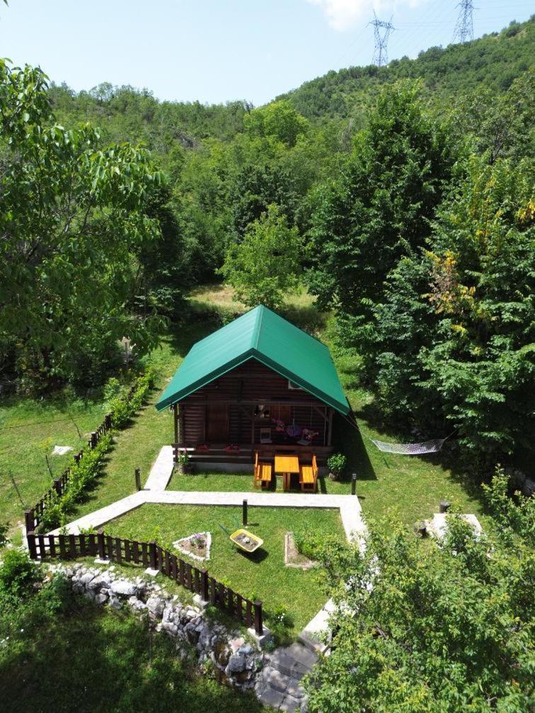 Cabin House Dubovik Цетинє Екстер'єр фото
